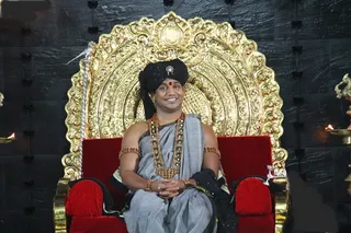 http://nithyananda.org/sites/default/files/photo-gallery/3_Nithyananda_16_Apr_2012.JPG
