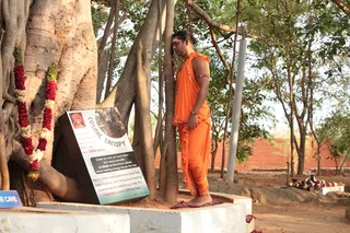 http://nithyananda.org/sites/default/files/photo-gallery/3_Nithyananda_19_Apr_2012.JPG