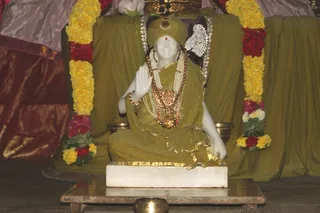 http://nithyananda.org/sites/default/files/photo-gallery/3_nithyananda_24sep2012.JPG_.JPG