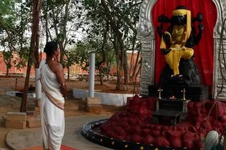http://nithyananda.org/sites/default/files/photo-gallery/4_Nithyananda-3_Apr-2012_0.JPG