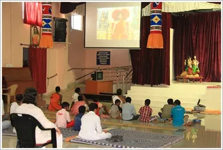 http://nithyananda.org/sites/default/files/photo-gallery/4_Nithyananda_satsang_06may2012.JPG