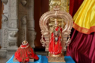 http://nithyananda.org/sites/default/files/photo-gallery/4_nithyananda-temple-14sep2012.JPG