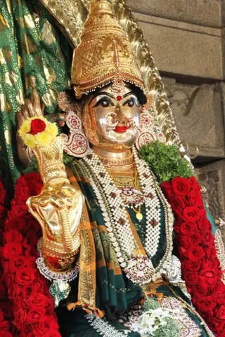 http://nithyananda.org/sites/default/files/photo-gallery/4_nithyananda_01oct2012.JPG