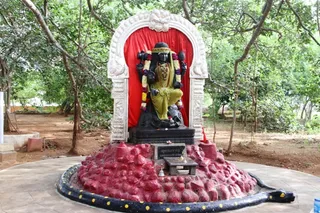 http://nithyananda.org/sites/default/files/photo-gallery/4_nithyananda_temple_18aug2012.JPG