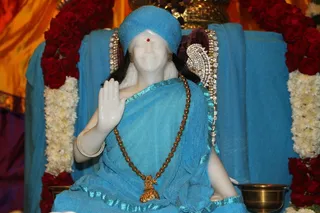 http://nithyananda.org/sites/default/files/photo-gallery/4_nithyananda_temple_27aug2012_0.JPG