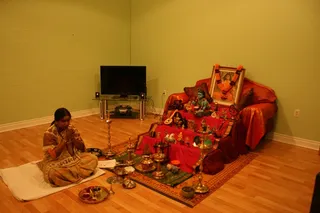 http://nithyananda.org/sites/default/files/photo-gallery/4_nithyananda_toronto_19oct2012.JPG