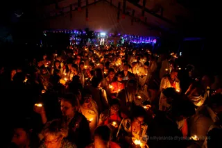 http://nithyananda.org/sites/default/files/photo-gallery/4b-2016-12dec-12th-nithyananda-diary_IMG_6670_bengaluru-aadheenam-sadashivoham-day12-karthigai-deepam-swamiji_0.jpg