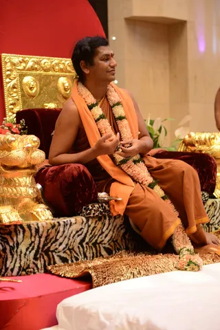 http://nithyananda.org/sites/default/files/photo-gallery/56b.%20Darshan.JPG