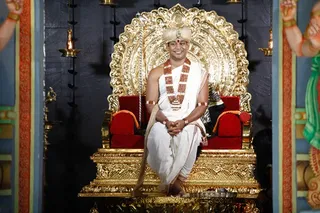http://nithyananda.org/sites/default/files/photo-gallery/5_Nithyananda-3_Apr-2012_0.JPG