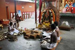 http://nithyananda.org/sites/default/files/photo-gallery/5_nithyananda_20sep2012.JPG