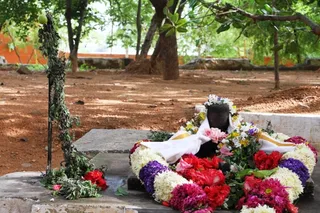 http://nithyananda.org/sites/default/files/photo-gallery/5_nithyananda_temple_18aug2012.JPG