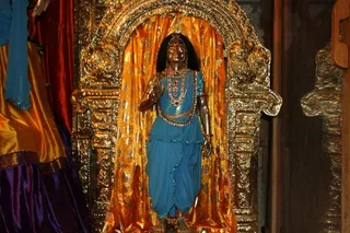 http://nithyananda.org/sites/default/files/photo-gallery/5_nithyananda_temple_27aug2012_0.JPG