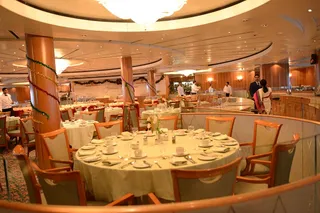 Breakfast dining hall