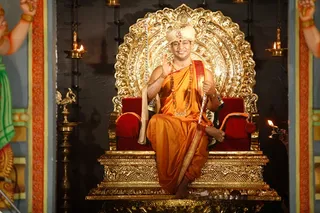 http://nithyananda.org/sites/default/files/photo-gallery/6_Nithyananda-8_Apr_2012.JPG