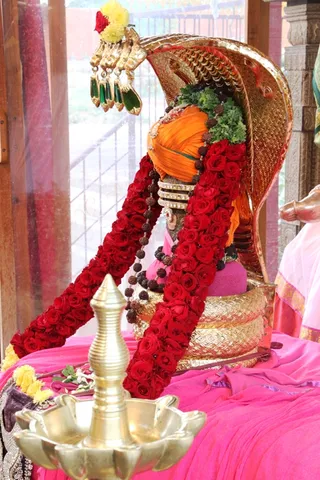 http://nithyananda.org/sites/default/files/photo-gallery/6_nithyananda_01oct2012.JPG