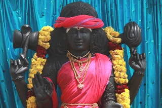 http://nithyananda.org/sites/default/files/photo-gallery/6_nithyananda_03oct2012.JPG