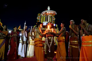 http://nithyananda.org/sites/default/files/photo-gallery/7-2016-12dec-12th-nithyananda-diary_4H7A9766.jpg