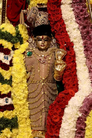 http://nithyananda.org/sites/default/files/photo-gallery/7T7A1541.JPG