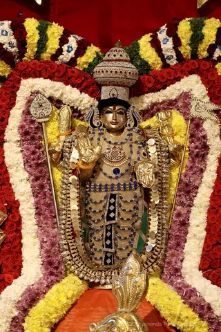 http://nithyananda.org/sites/default/files/photo-gallery/7T7A1544.JPG