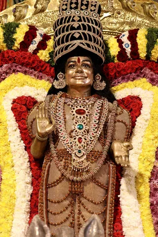 http://nithyananda.org/sites/default/files/photo-gallery/7T7A1550.JPG