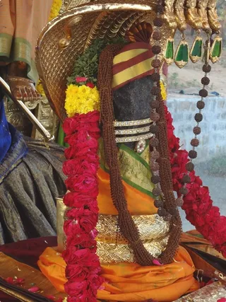 Swayambu Linga