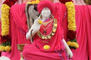 http://nithyananda.org/sites/default/files/photo-gallery/7_nithyananda_01oct2012.JPG