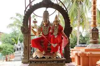 http://nithyananda.org/sites/default/files/photo-gallery/7_nithyananda_temple_08aug2012.JPG
