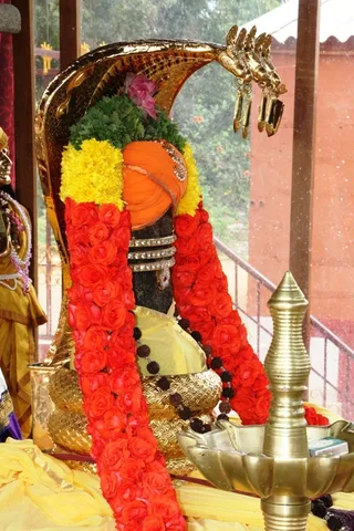 http://nithyananda.org/sites/default/files/photo-gallery/7_nithyananda_temple_22aug2012.JPG
