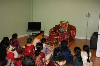 http://nithyananda.org/sites/default/files/photo-gallery/7_nithyananda_toronto_16oct2012.JPG