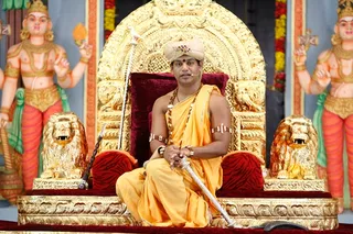 http://nithyananda.org/sites/default/files/photo-gallery/8_Nithyananda_21-Mar_2012_0.JPG