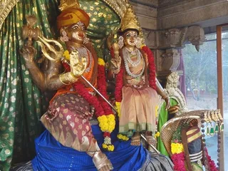 http://nithyananda.org/sites/default/files/photo-gallery/8_Nithyananda_Swami_DSC07931.JPG
