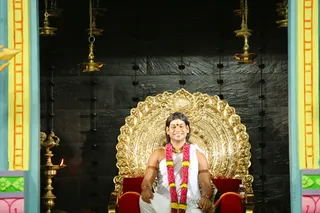 http://nithyananda.org/sites/default/files/photo-gallery/9_Nithyananda_22_Apr_2012.JPG