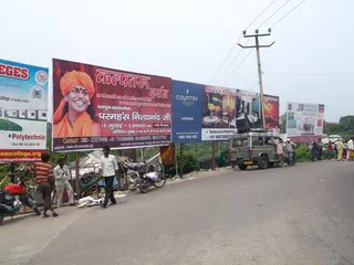 https://nithyananda.org/sites/default/files/photo-gallery/Chandi%20Chowk%2020x10.JPG