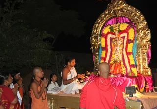 http://nithyananda.org/sites/default/files/photo-gallery/Chariot.jpg