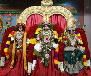 http://nithyananda.org/sites/default/files/photo-gallery/DSC02131.JPG