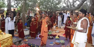 http://nithyananda.org/sites/default/files/photo-gallery/Dakshinamurthy1_5.jpg