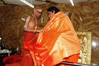 http://nithyananda.org/sites/default/files/photo-gallery/IMG_0039_0.JPG