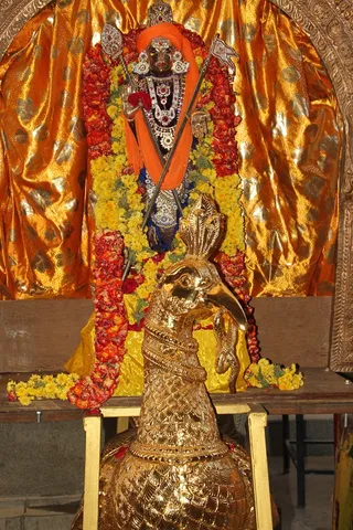http://nithyananda.org/sites/default/files/photo-gallery/IMG_0047.JPG