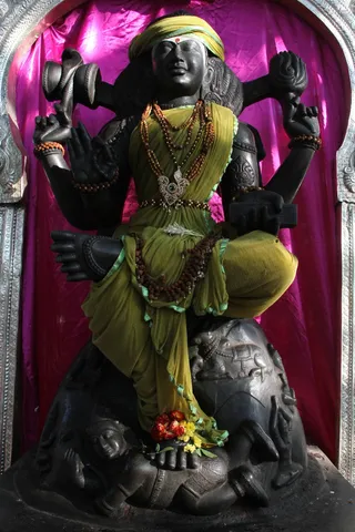 http://nithyananda.org/sites/default/files/photo-gallery/IMG_0082.JPG