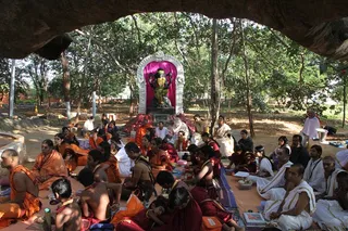 http://nithyananda.org/sites/default/files/photo-gallery/IMG_0096.JPG