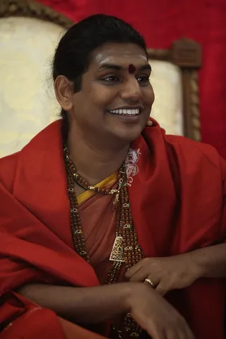 http://nithyananda.org/sites/default/files/photo-gallery/IMG_0290.JPG