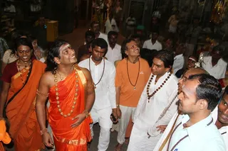 http://nithyananda.org/sites/default/files/photo-gallery/IMG_0323_0.JPG