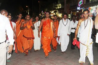 http://nithyananda.org/sites/default/files/photo-gallery/IMG_0326_0.JPG