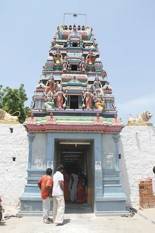 http://nithyananda.org/sites/default/files/photo-gallery/IMG_0327.JPG