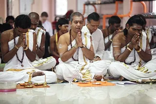 http://nithyananda.org/sites/default/files/photo-gallery/IMG_0361_0.JPG