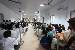 http://nithyananda.org/sites/default/files/photo-gallery/IMG_0451_0.JPG