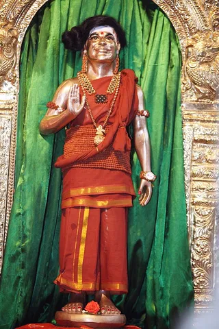 http://nithyananda.org/sites/default/files/photo-gallery/IMG_0550_0.JPG