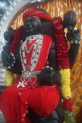 http://nithyananda.org/sites/default/files/photo-gallery/IMG_0628.JPG