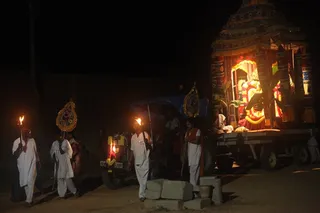 http://nithyananda.org/sites/default/files/photo-gallery/IMG_0853_1.JPG