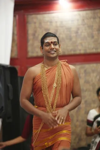 http://nithyananda.org/sites/default/files/photo-gallery/IMG_0909_0.JPG
